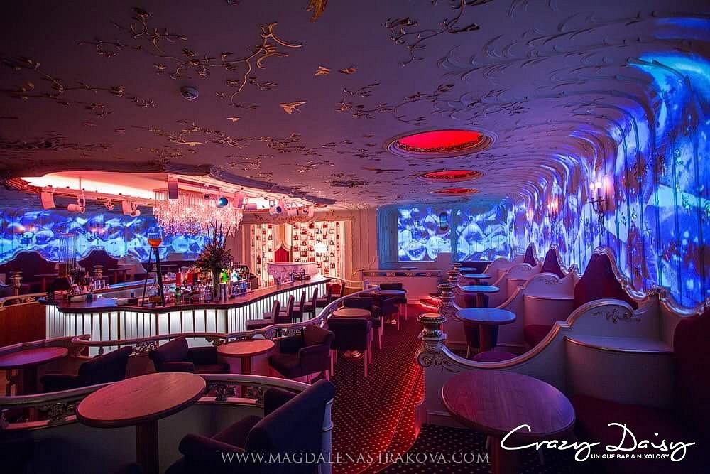 Crazy Daisy bar